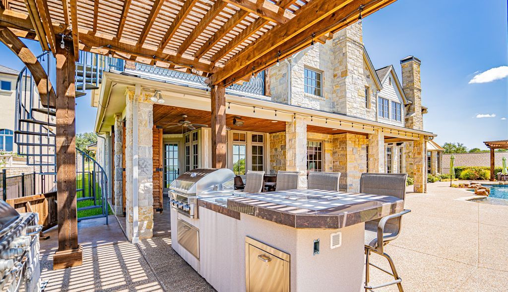 Exquisite mainbody lake granbury residence custom home by chris thomas for sale at 2996000 11