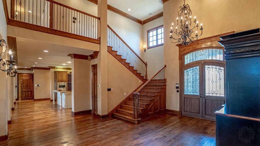 Exquisite mainbody lake granbury residence custom home by chris thomas for sale at 2996000 13