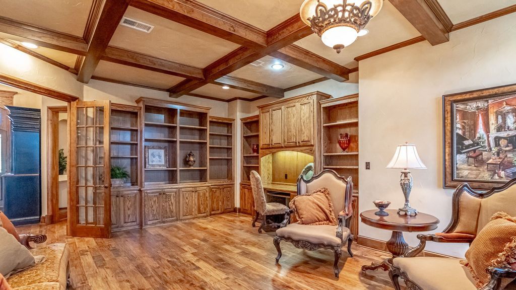 Exquisite mainbody lake granbury residence custom home by chris thomas for sale at 2996000 18