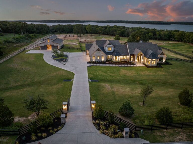 Lake Grapevine Tranquility: Stunning 8.4-Acre Estate Offering Serenity, For Sale at $8,999,000