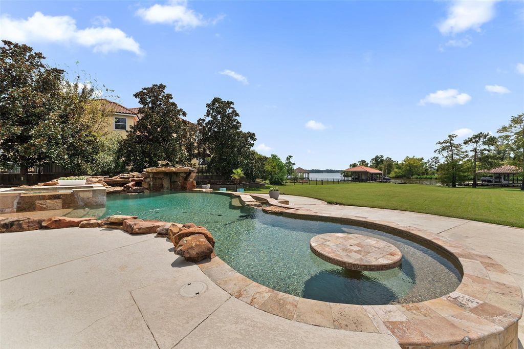 Royal shores lakefront living beautiful custom home with expansive water views priced at 2195000 39