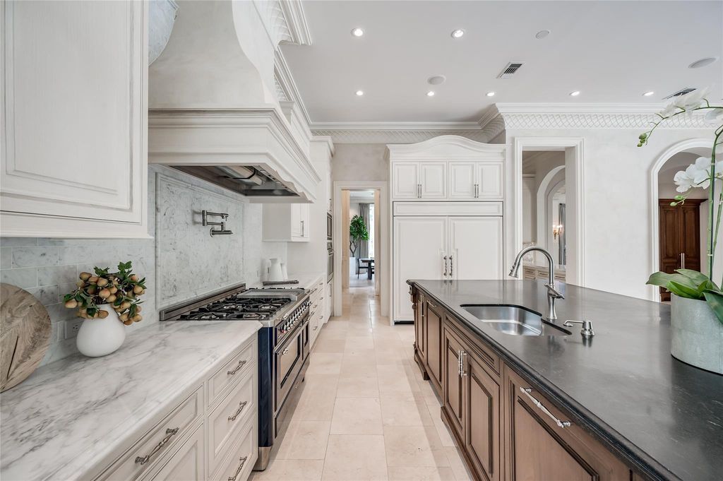 Unparalleled luxury in river oaks custom built marble and stucco residence priced at 6999000 19