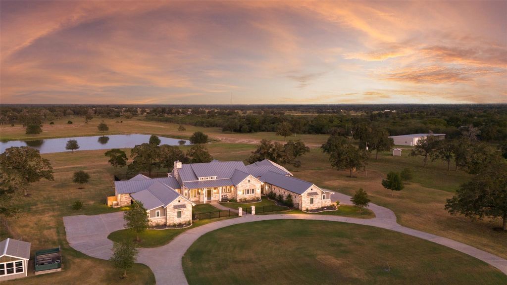 “Whispering Oaks”: A Pristine Ranch Ideal for a Corporate Retreat Center or Family Living, Priced at $4.95 Million