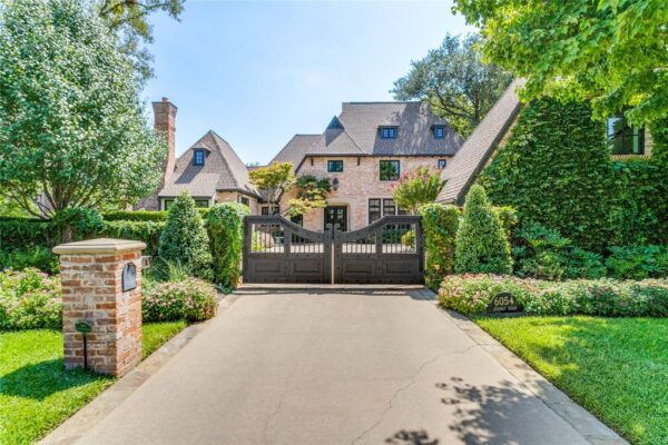 Enchanting Estate by Robbie Fusch: Timeless Elegance Meets Modern Luxury, Asking $3,995,000