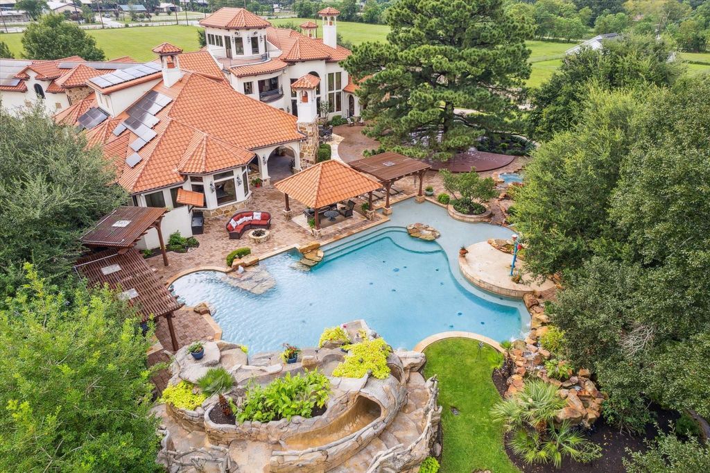 Luxurious mediterranean estate set on almost 6 unrestricted acres in tomball priced at 5. 5 million 40