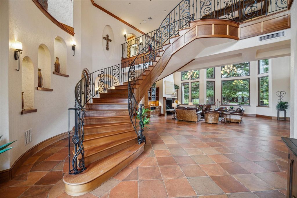 Luxurious mediterranean estate set on almost 6 unrestricted acres in tomball priced at 5. 5 million 8