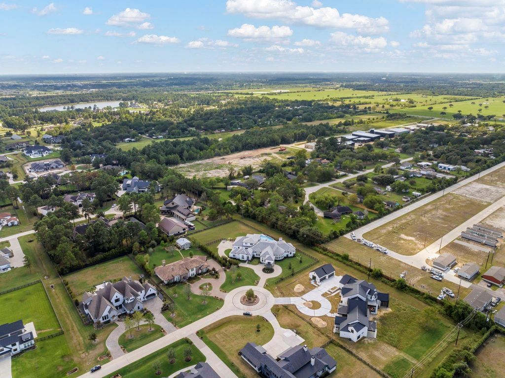 Stunning willowcreek ranch with premium amenities on 1. 5 acres available for 2. 95 million 47