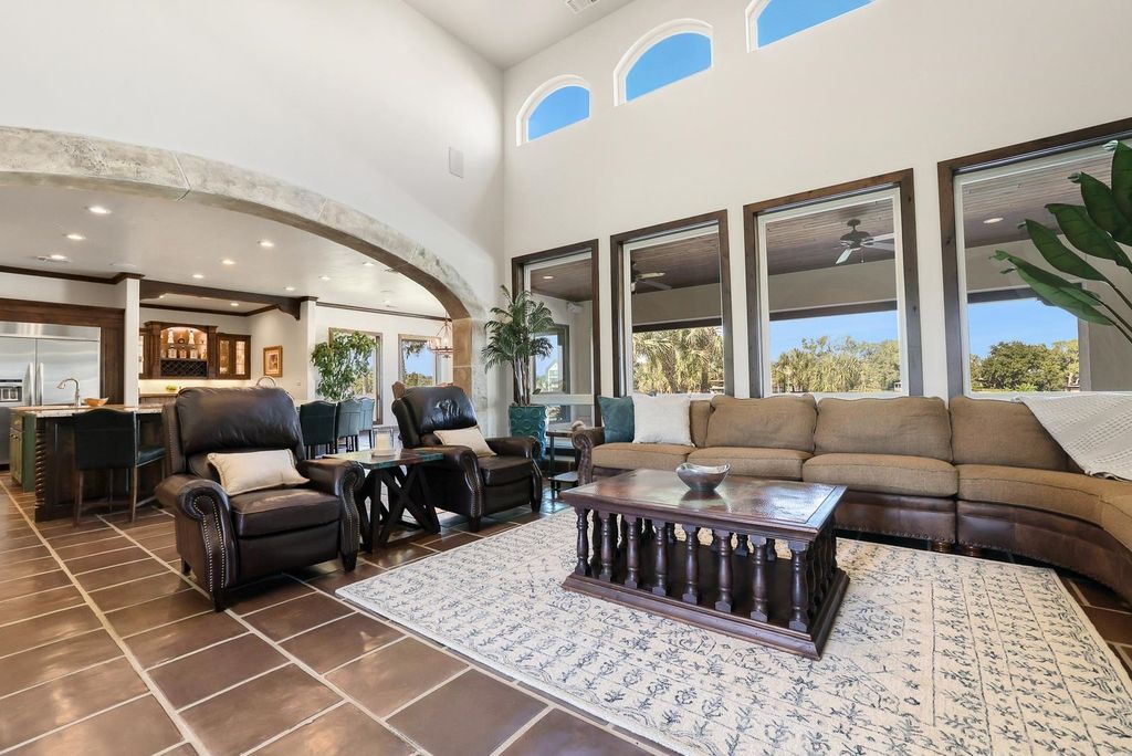 Beautifully crafted home with over 500 feet of waterfront on lake lbj priced at 4. 75 million 17