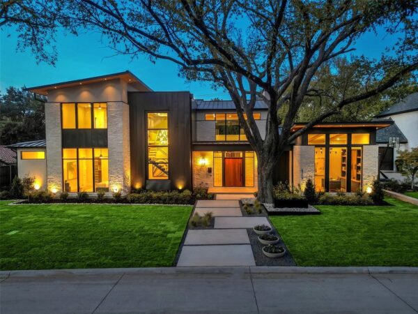 Elegant Mid-Century Style Estate with Clean Lines and Modern Amenities, Asking $4.395 Million