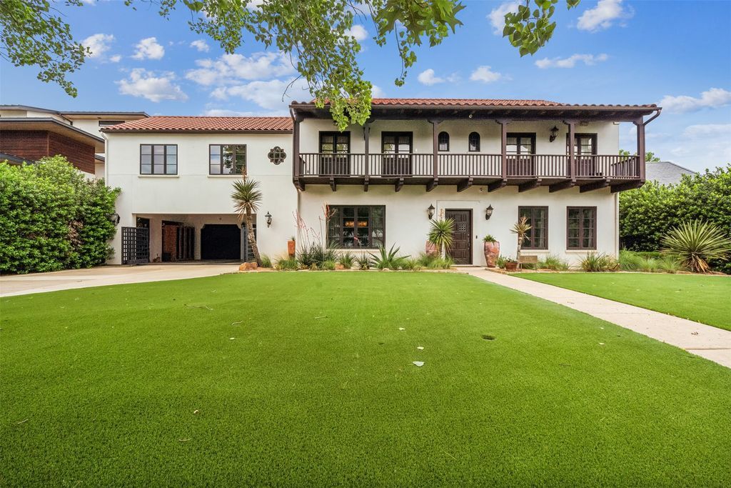 Exquisite Spanish Hacienda Overlooking the Trinity River: Quality Construction and Luxurious Amenities for $4.85 Million