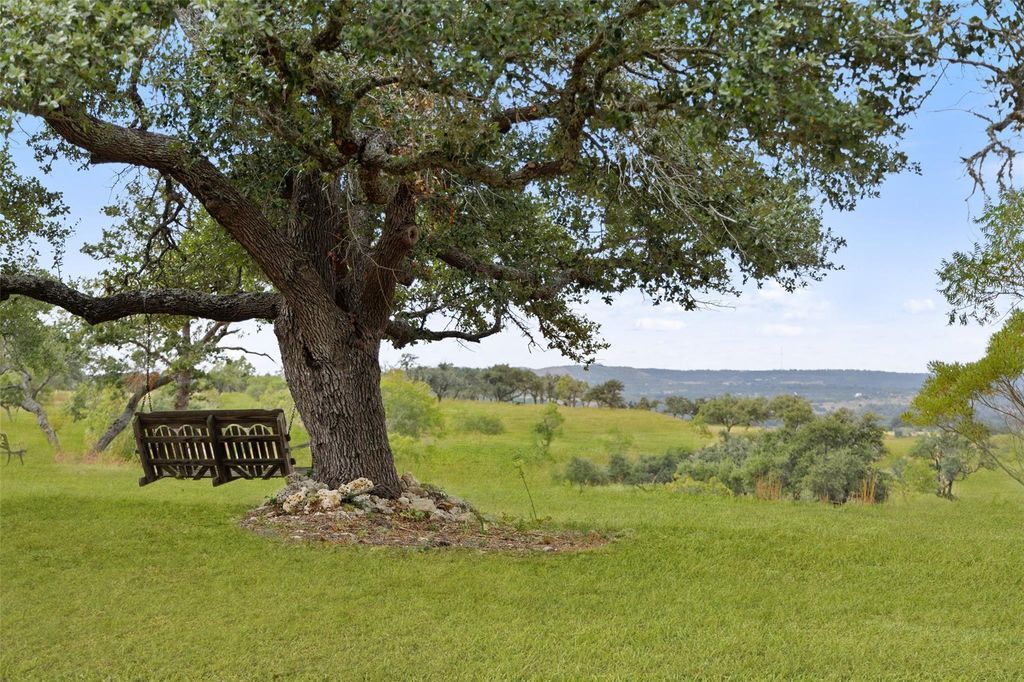 La colina ranchita – a hilltop gem with expansive views and endless charm listed at 2 25