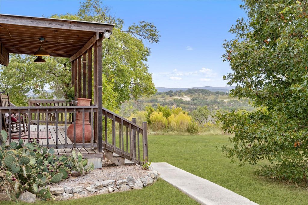 La colina ranchita – a hilltop gem with expansive views and endless charm listed at 2 30