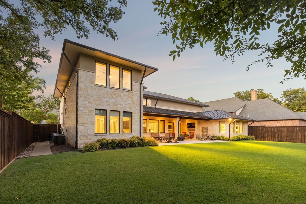 Luxurious 2015 contemporary residence in prestigious preston hollow dallas listed for 4. 895 million 2