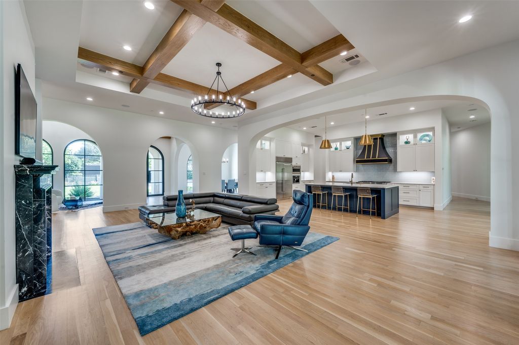 Single story marvel in coveted dallas neighborhood blending classic charm with modern luxury listed for 5495000 11