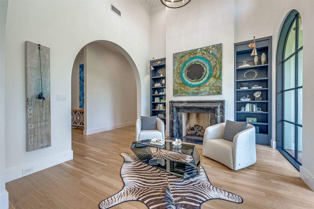 Single story marvel in coveted dallas neighborhood blending classic charm with modern luxury listed for 5495000 4