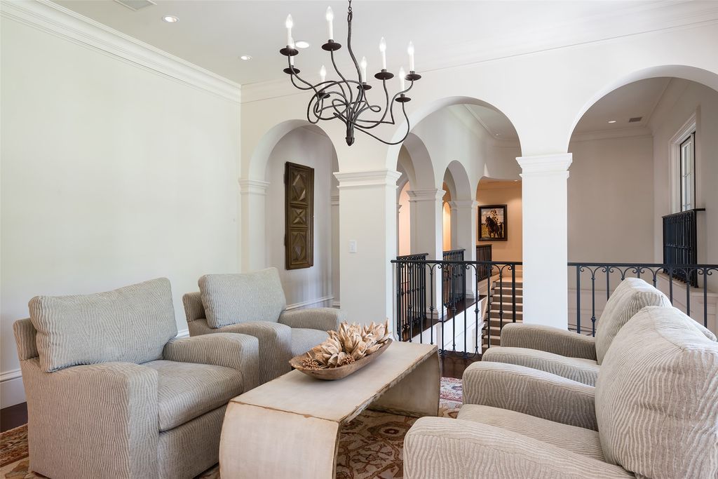 Sophisticated highland park residence radiating luxury and classic charm offered at 19995000 34