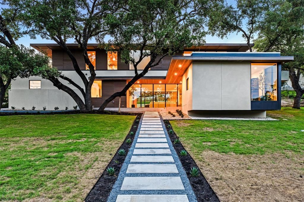 State-of-the-Art Luxury Home Listed at $3.95 Million