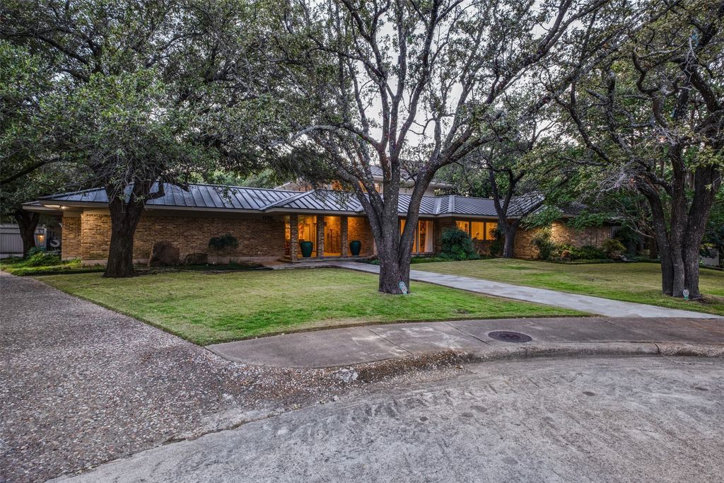 Tranquil living in a zen landscaped oasis encompassing property offered at 2. 3 million 39