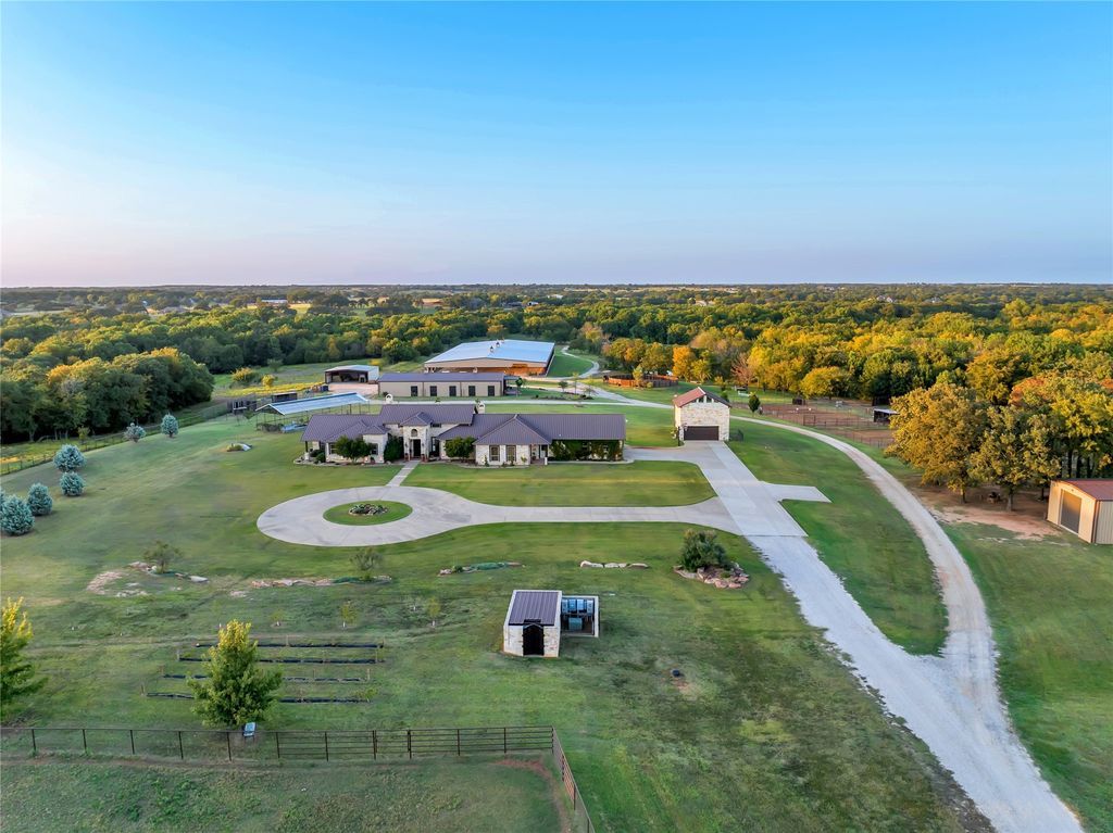 A true santa fe masterpiece buena vista ranch on 86 acres listed at 5495000 38