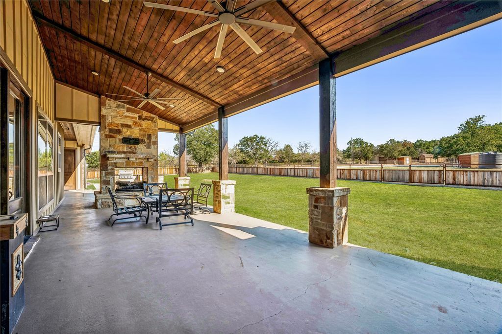 Exceptional equestrian living parker county property with comprehensive facilities 2. 99 million 3