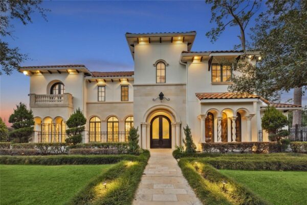 Prestigious Pine Shadows Residence with Unmatched Luxury and Style, Priced at $3.95 Million