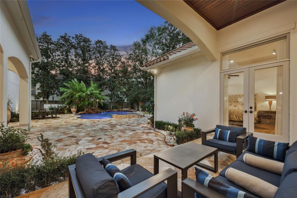 Prestigious pine shadows residence with unmatched luxury and style priced at 3. 95 million 32