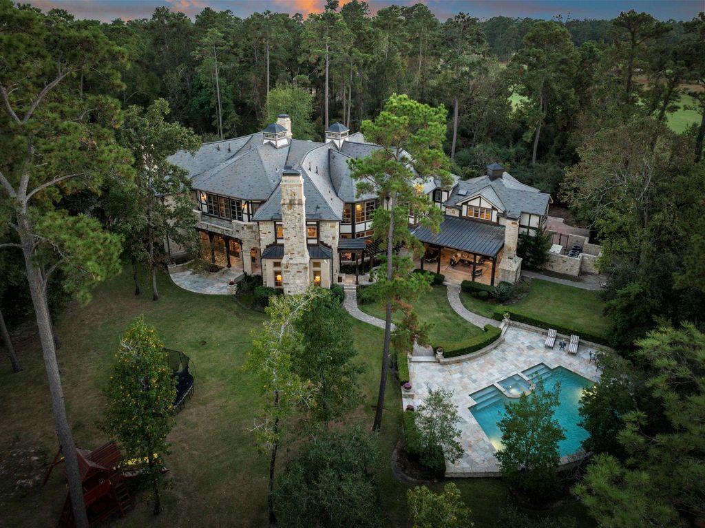 Unparalleled luxury on 2 acres backing the jack nicklaus signature course in carlton woods – offered at 5. 95 million 3