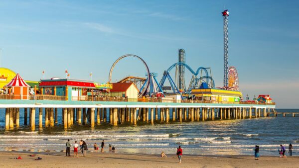 Galveston – The Ultimate Coastal Getaway: A Blend of History, Beaches, and Top Attractions