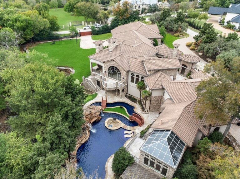 Frisco’s Finest: Rare Gem in Stonebriar Creek Estates, Perfect for Living and Entertaining for $6.195 Million