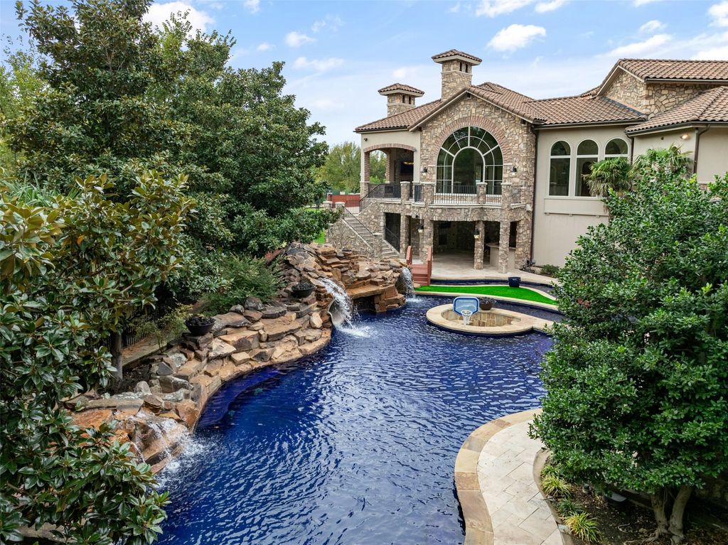 Friscos finest rare gem in stonebriar creek estates perfect for living and entertaining for 6. 195 million 34