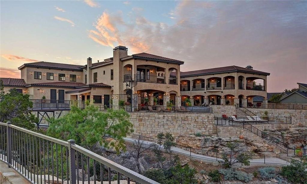 Luxury awaits breathtaking waterfront home at possum kingdom lake for 12. 5 million 3