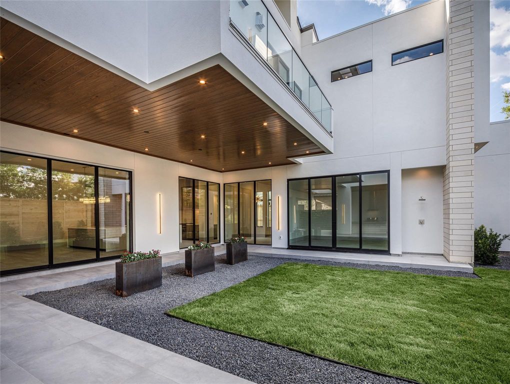 Magnificent new construction in coveted crestwood by payton homes listed for 5. 58 million 23