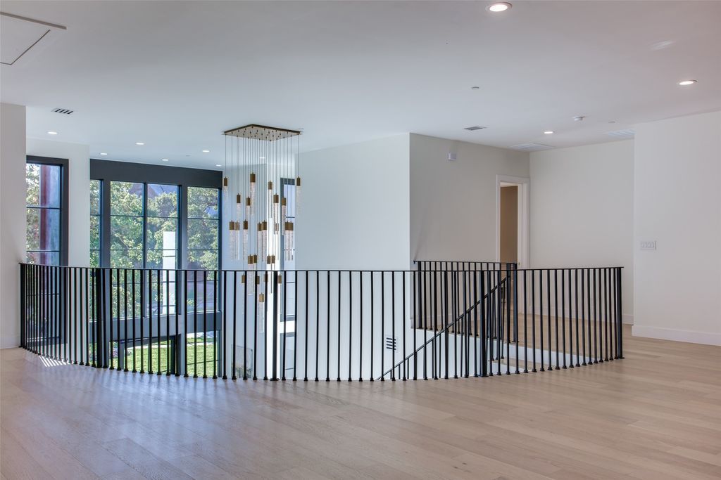 Spectacular modern french masterpiece in westwyck hills priced at 4. 695 million 30