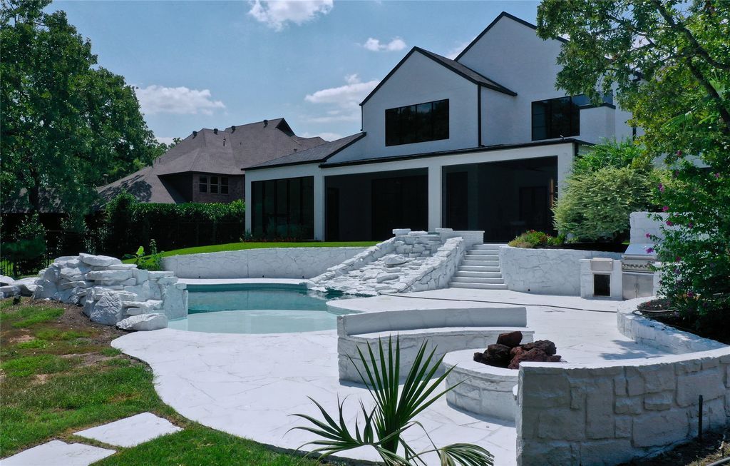 Spectacular modern french masterpiece in westwyck hills priced at 4. 695 million 38