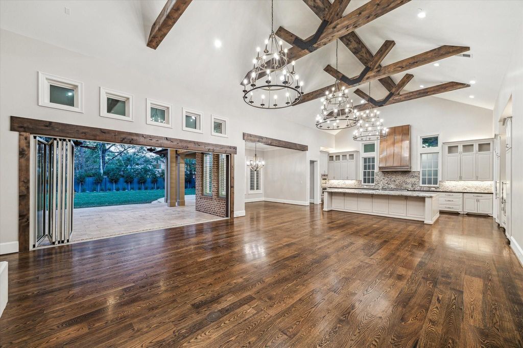 Stunning 2014 metropolitan custom homes build now available for 4. 495 million 9