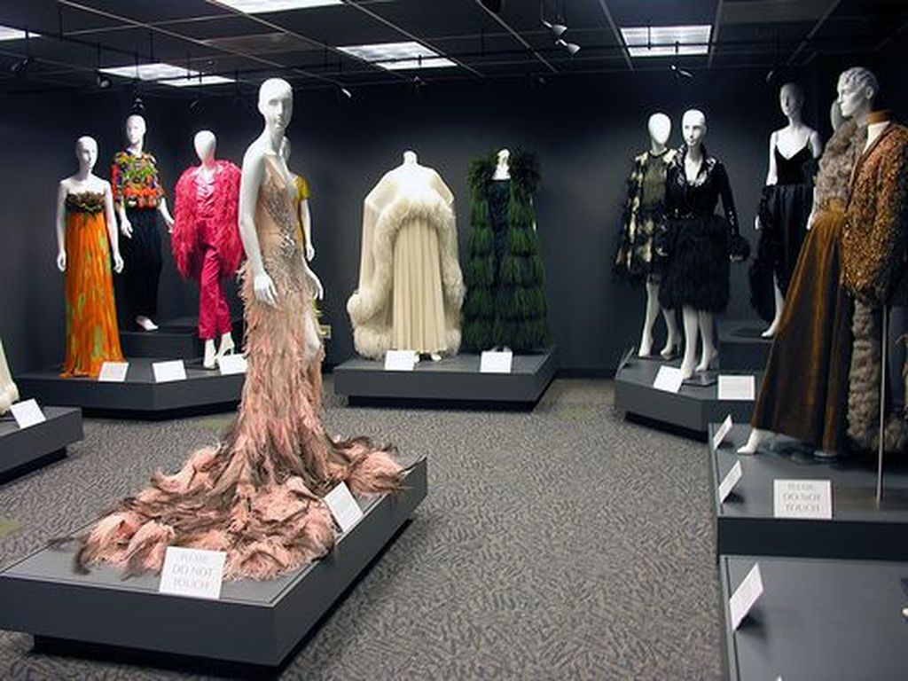 Texas fashion collection room on main compressed result