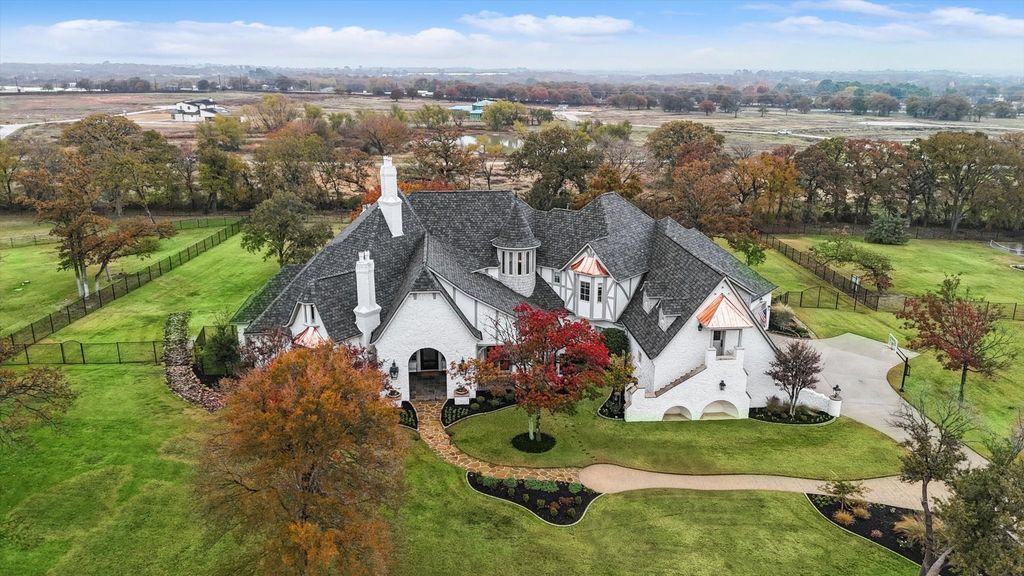 Timeless elegance modern tudor estate in bartonville for 3695000 33