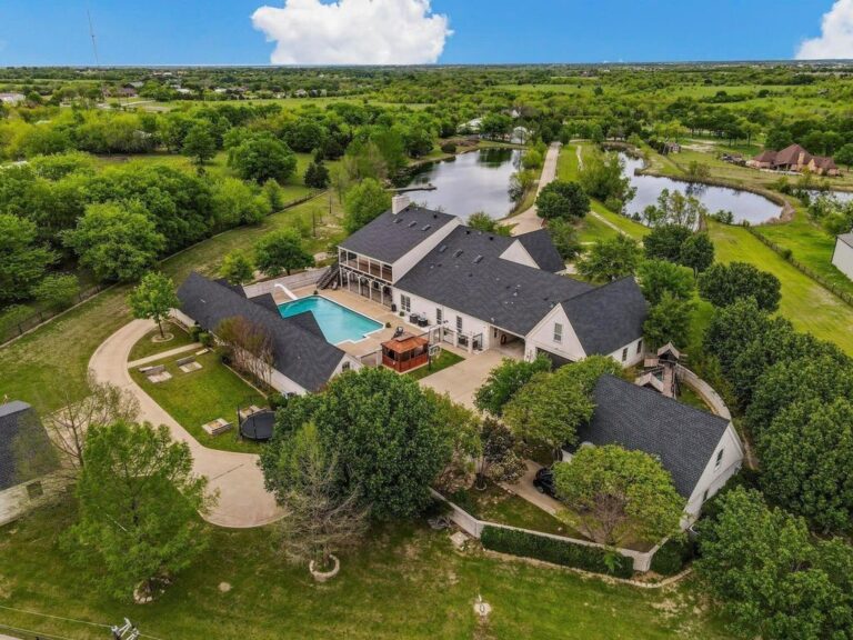 Unparalleled Luxury Living in Rockwall: Estate Listed for $2.3 Million