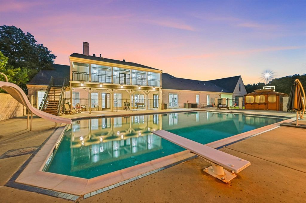 Unparalleled luxury living in rockwall estate listed for 2. 3 million 36