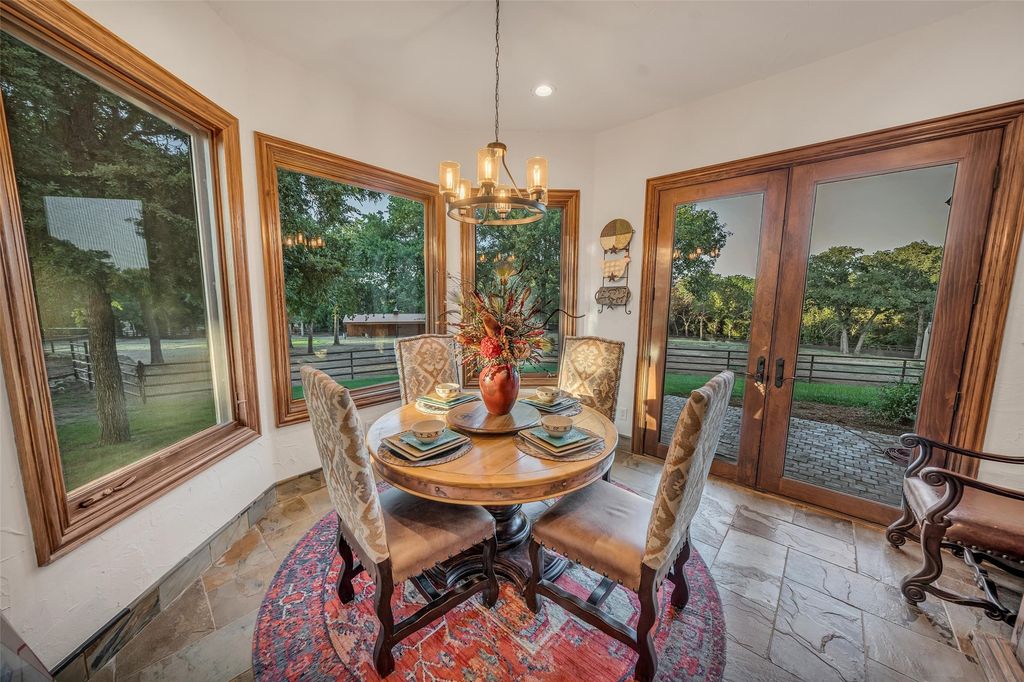 A taste of tuscany extraordinary 3. 395m horse property in exclusive texas community 15