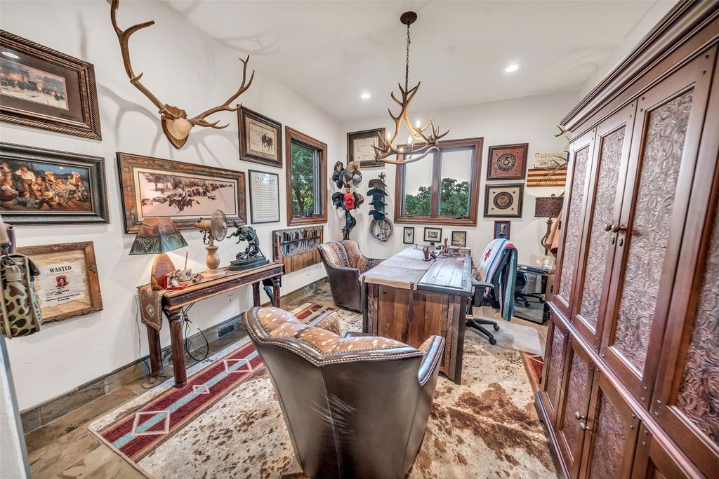 A taste of tuscany extraordinary 3. 395m horse property in exclusive texas community 19