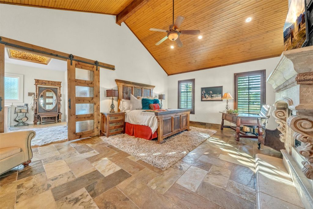 A taste of tuscany extraordinary 3. 395m horse property in exclusive texas community 33