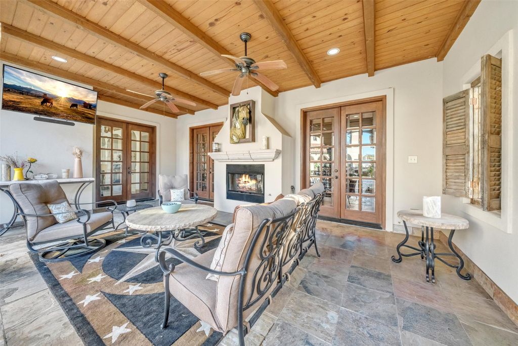 A taste of tuscany extraordinary 3. 395m horse property in exclusive texas community 34