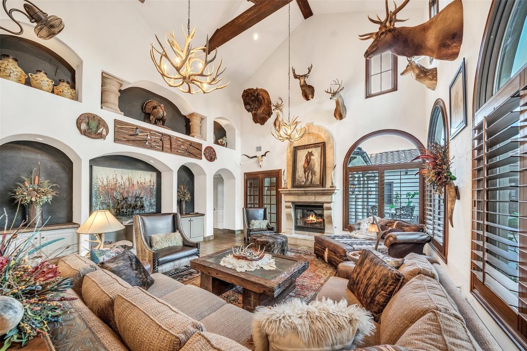 A taste of tuscany extraordinary 3. 395m horse property in exclusive texas community 9