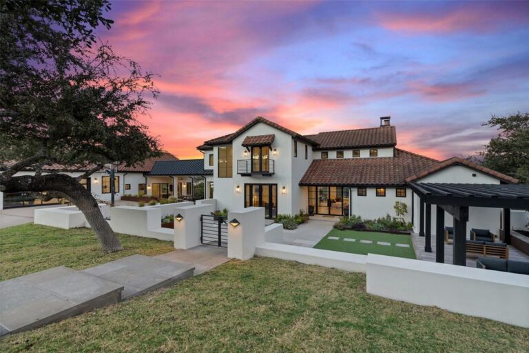 Austin Luxury Living: Contemporary Estate Offering Privacy and Stunning Views for $5.25 Million