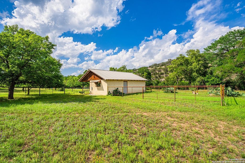 Charming two story rock home with river and bluff views for 2245500 43