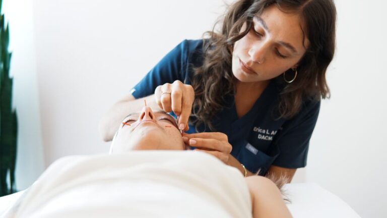 The Blend of Natural Therapies with Modern Beauty Treatments