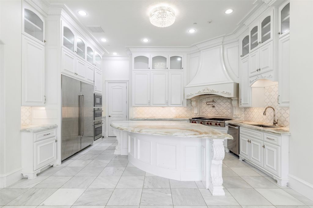 French inspired design and luxury living combine in this stunning estate for 3399800 12