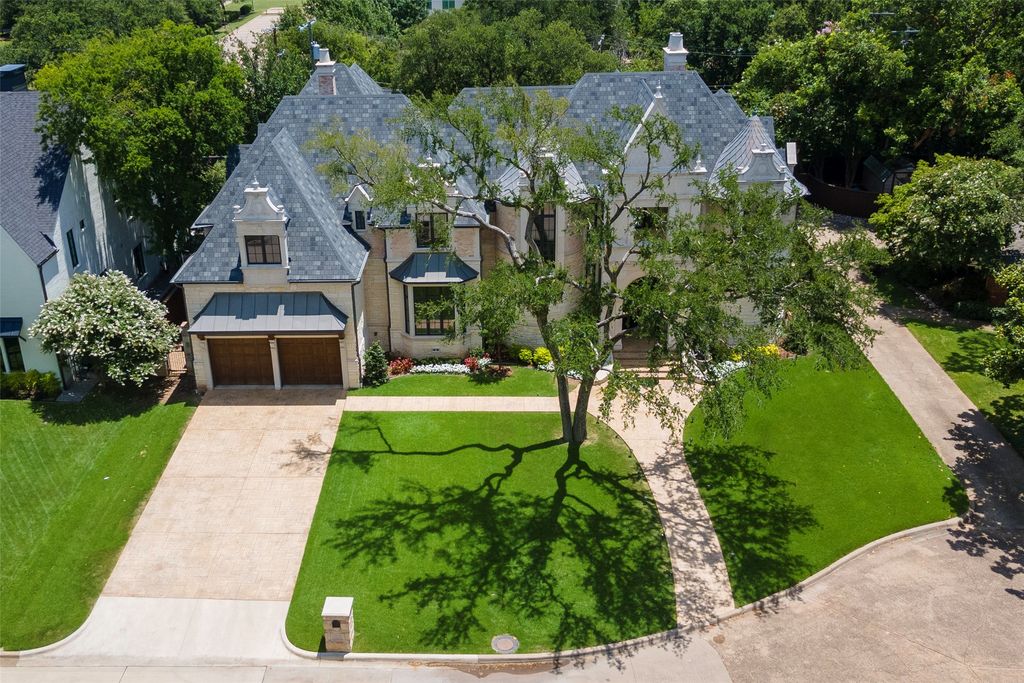 French inspired design and luxury living combine in this stunning estate for 3399800 38