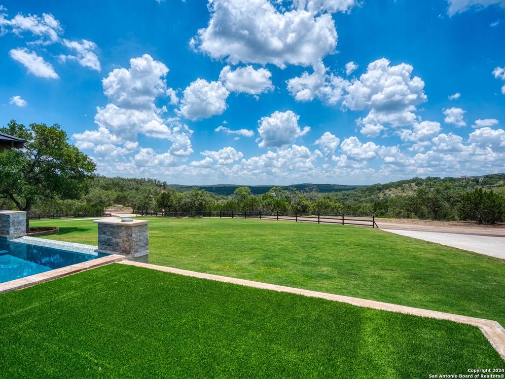 Scenic splendor expansive property with rolling hills and views for 4. 75 million 37